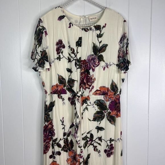 Third Bird Nest Cream and Floral 100% Rayon Flutter Sleeve Jumper SZ L - Picture 3 of 10